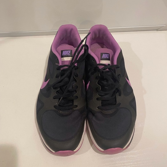 Nike Sneakers - Picture 3 of 6